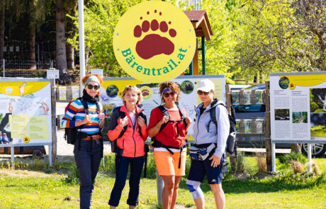 Bärentrailerinnen beim Start im BÄRENWALD Arbesbach, 2026, Foto Martin Lugmayr